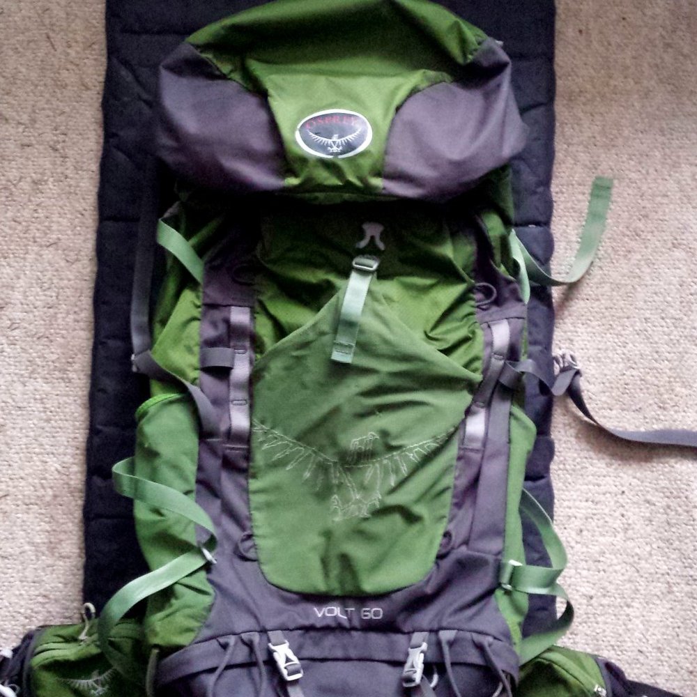 OSPREY 60L Backpack, Green